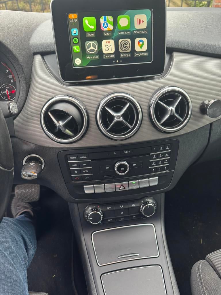 Mercedes CarPlay: modellen tussen 2015-2017, Ophalen