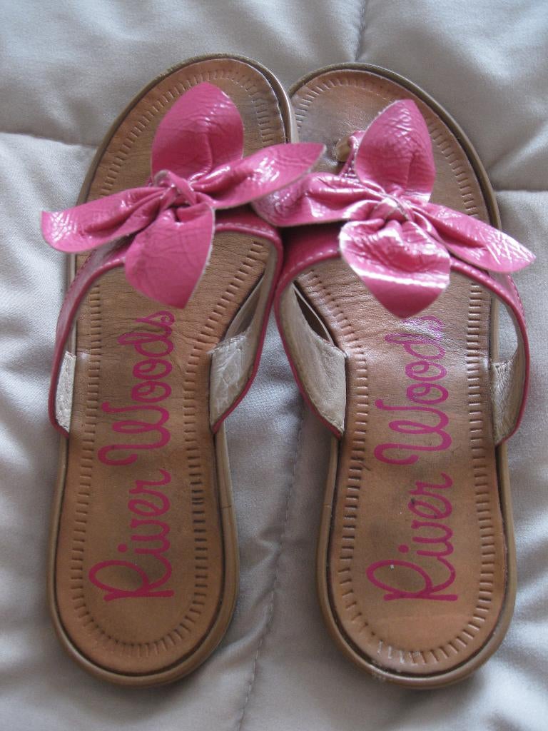 River Woods roze sandalen met bloem 33, Gebruikt, River Woods, Meisje, Schoenen