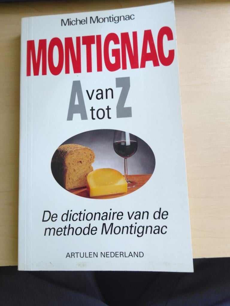 M. Montignac - Montignac de A à Z, Enlèvement ou Envoi, Comme neuf, M. Montignac