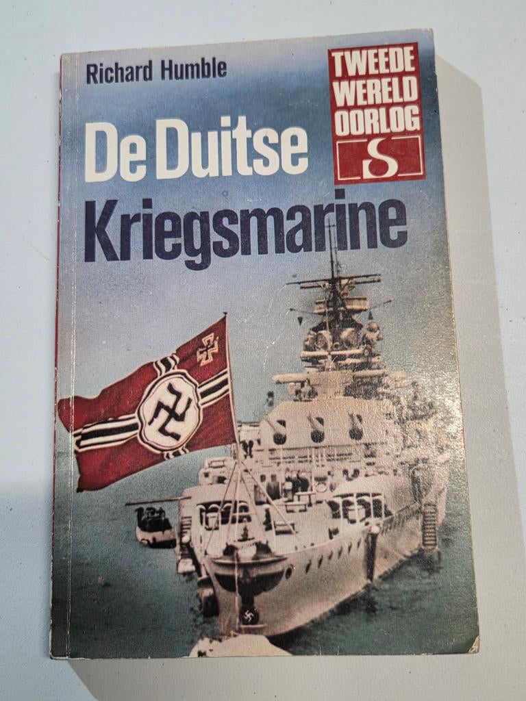 Boek: De Duitse Kriegsmarine, Richard Humble, Boeken, Marine, Ophalen of Verzenden, Tweede Wereldoorlog, Gelezen