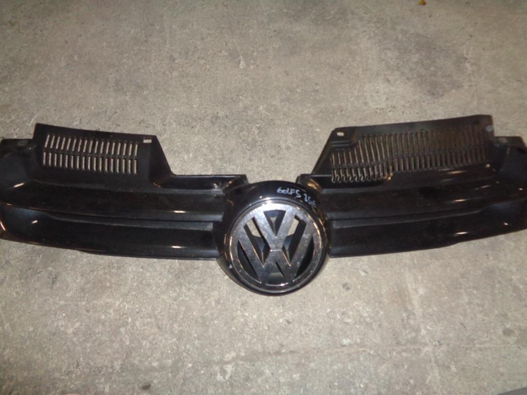 A vendre calandre VW Golf 5, Auto-onderdelen, Carrosserie, Volkswagen, Voor, Rechts, Gebruikt, Ophalen
