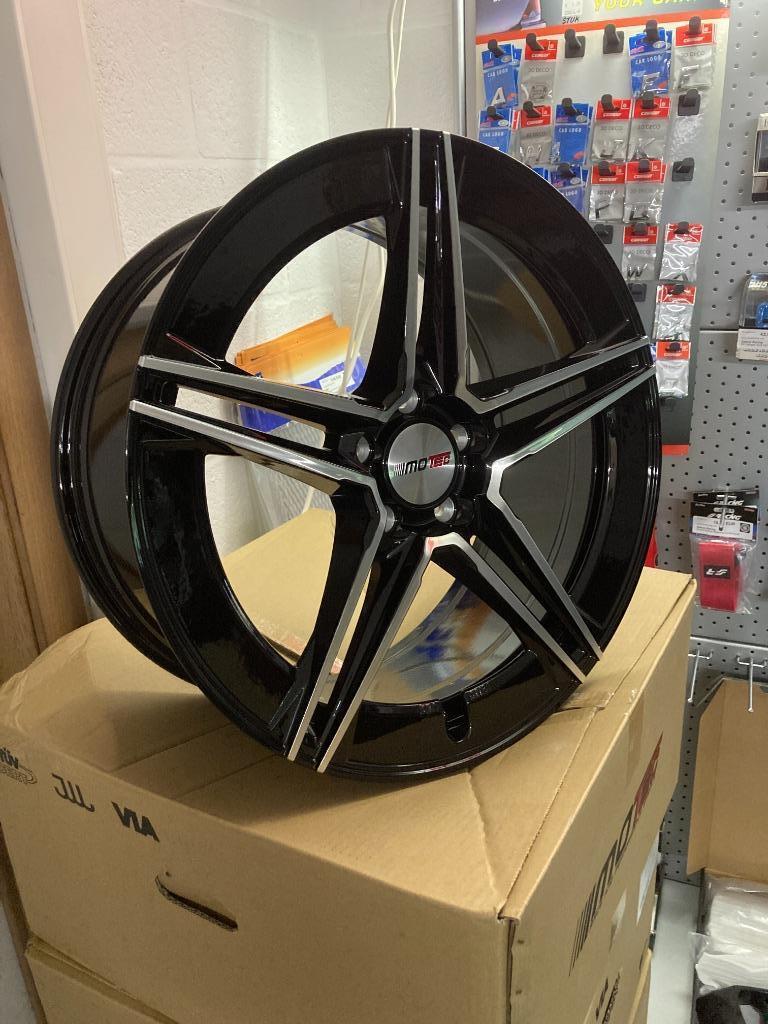 Jeu de jantes Motec Aero Street 19x8,5" 5x112 ET45 NEUF, Neuf, Enlèvement ou Envoi, Véhicule de tourisme, 19 pouces