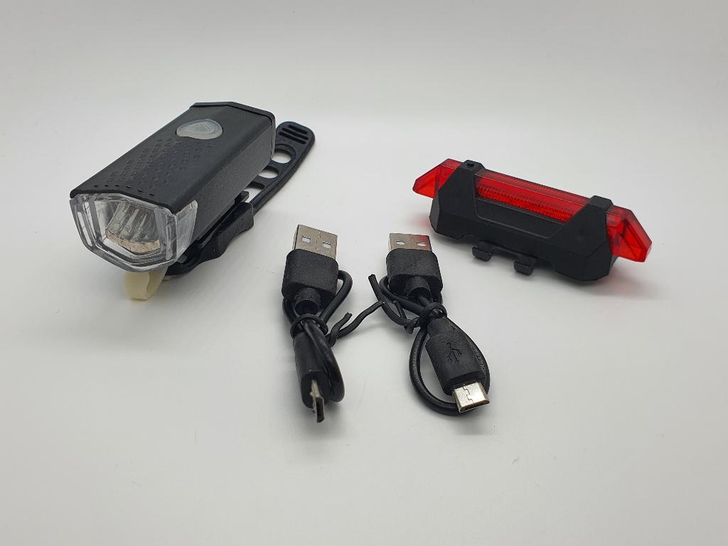 USB-oplaadbare voor- en achter fietslicht, Neuf, Enlèvement ou Envoi, Batterie, Phare arrière