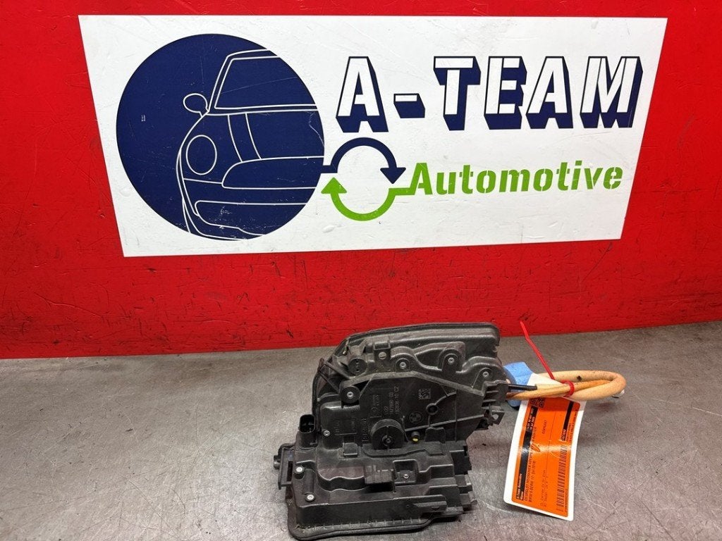 SERRURE DE PORTE RODS ARRIÈRE DROIT BMW 5 serie (G30), Utilisé, BMW, Petuelring 130
80809  München, DE, Bayerische Motoren Werke AG