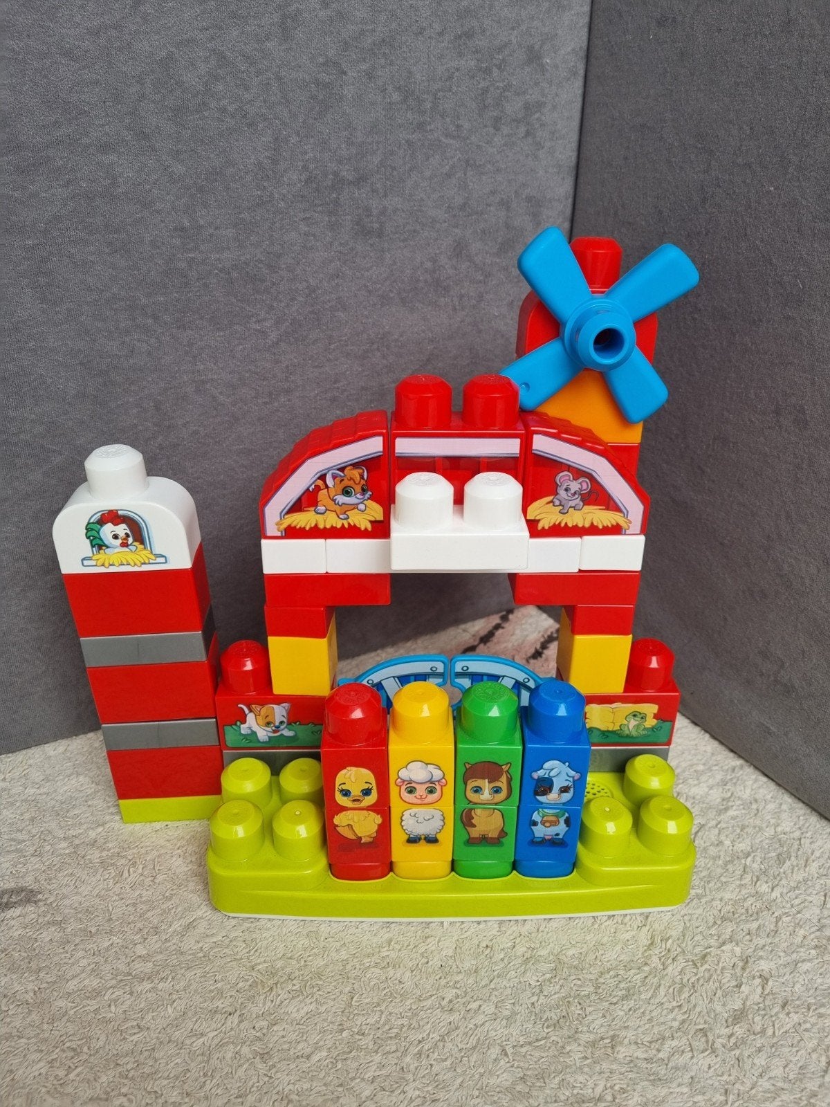 Mega bloks boerderij, Ophalen