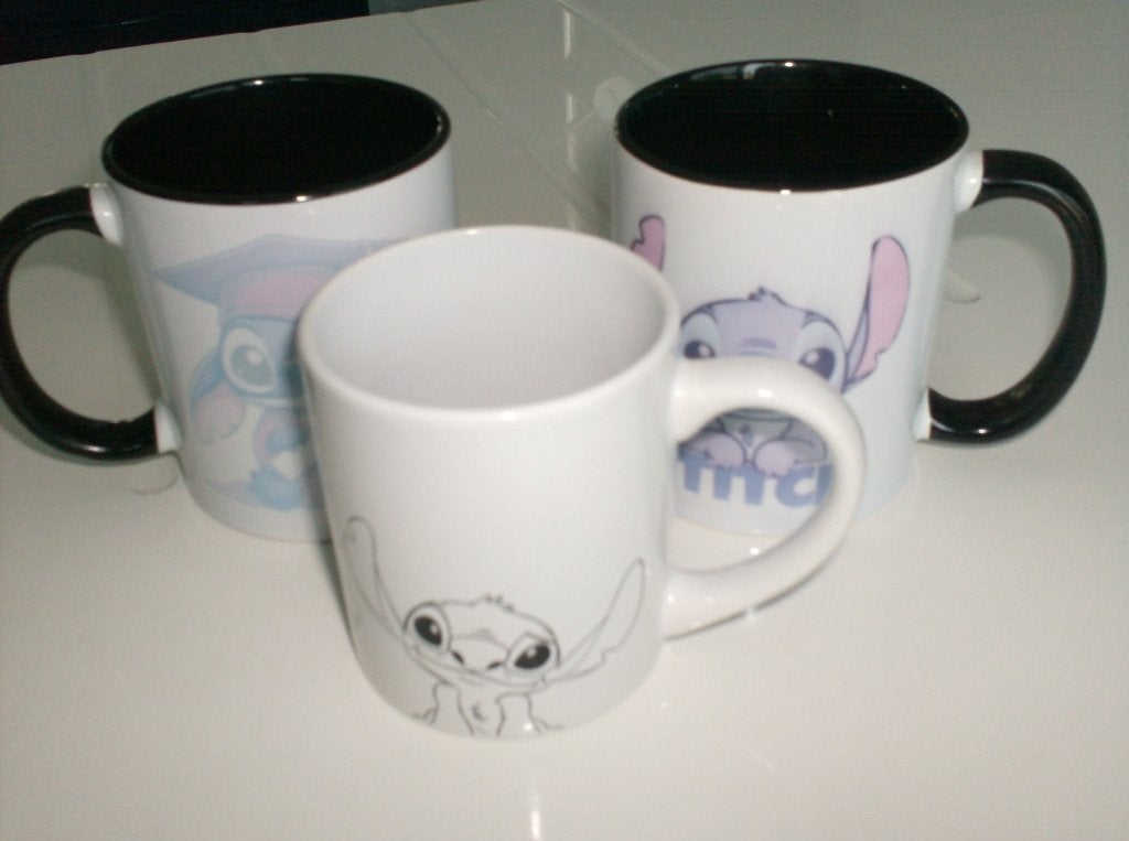 3 tassen lilo stitch, Huis en Inrichting, Keuken | Servies, Ophalen of Verzenden, Zo goed als nieuw, Mok