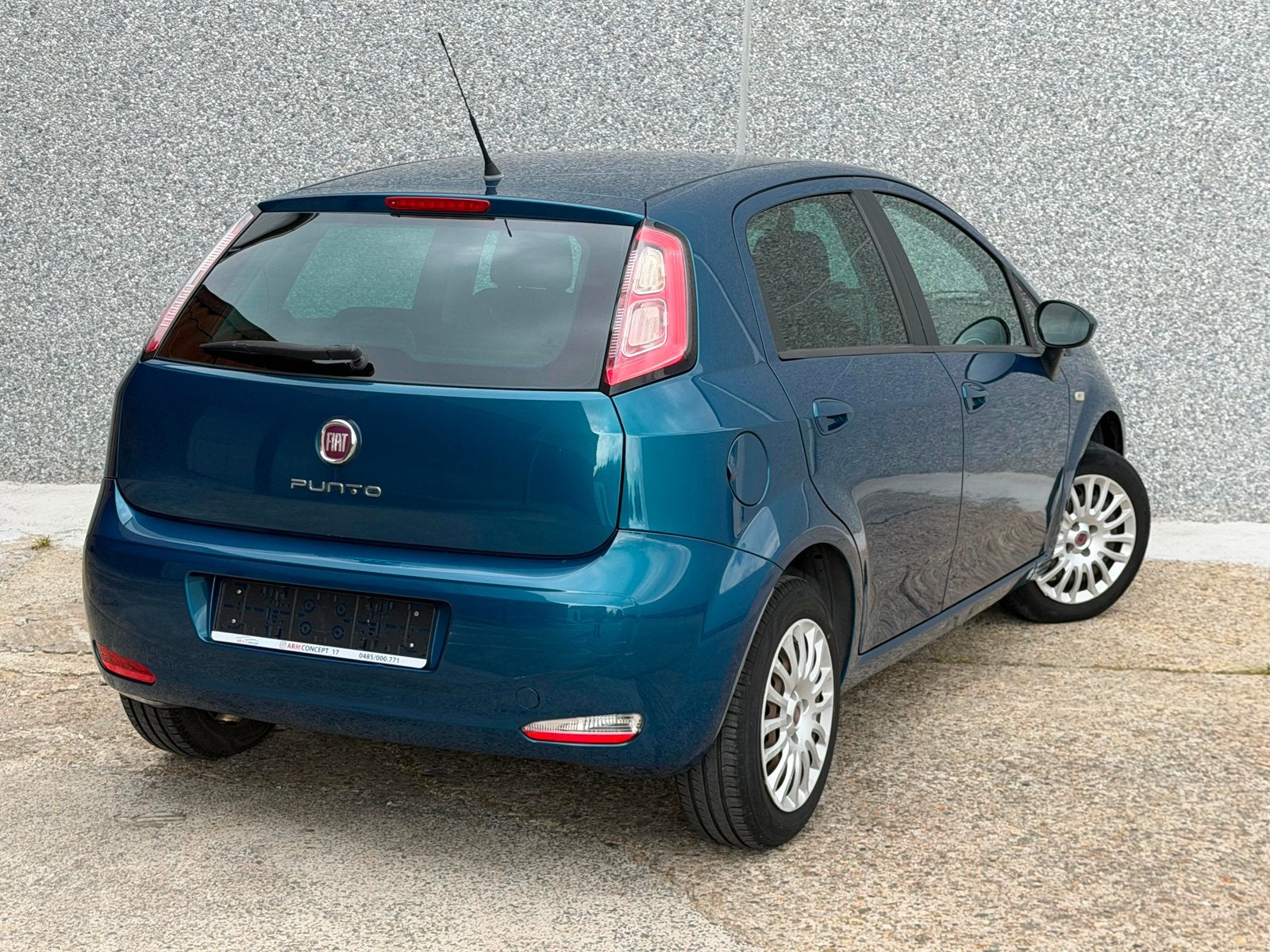 Fiat Punto 1.2 Essence 2014 prête à immatriculer, Euro 5, Achat, Entreprise, Boîte manuelle