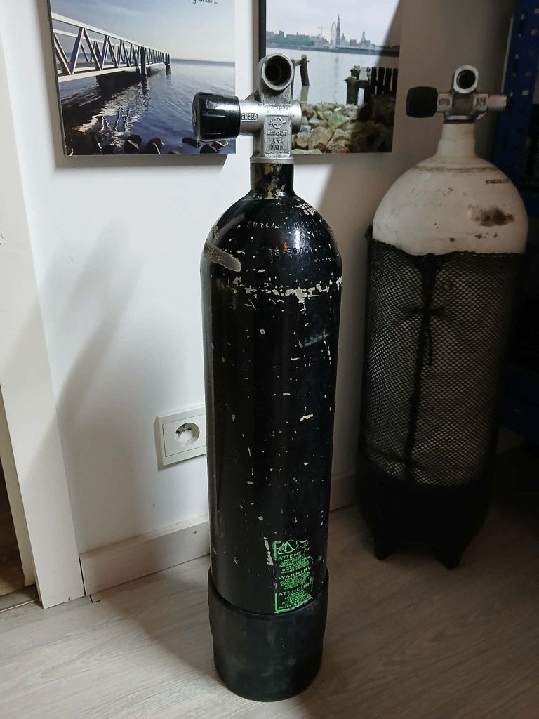 7L staal 200 Bar duikfles 2003/02 aan 65€ - Ecocheques, Enlèvement, Utilisé, Bouteille de plongée
