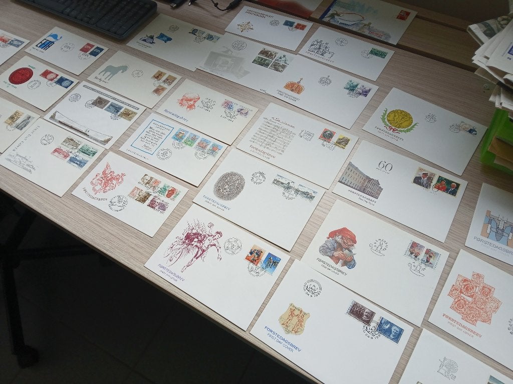 29 FDCs Noorwegen, Postzegels en Munten, Ophalen of Verzenden, Noorwegen, Postfris