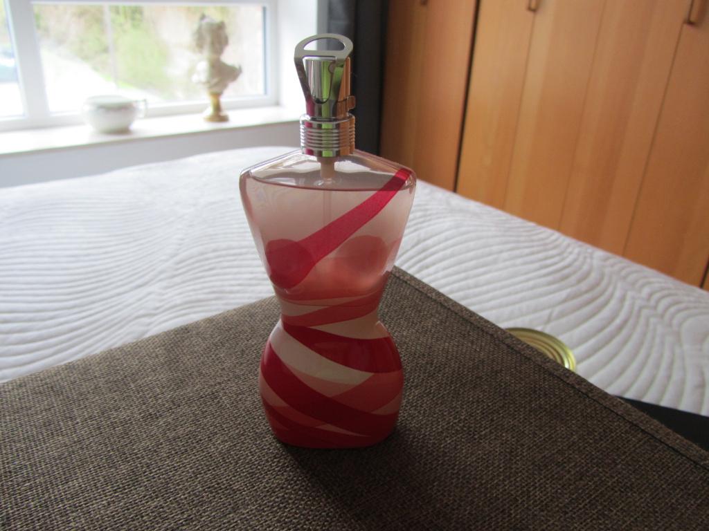 GAULTIER Jean-Paul LIGNES ROUGES Zomerwater Nieuw, Verzamelen, Verzenden