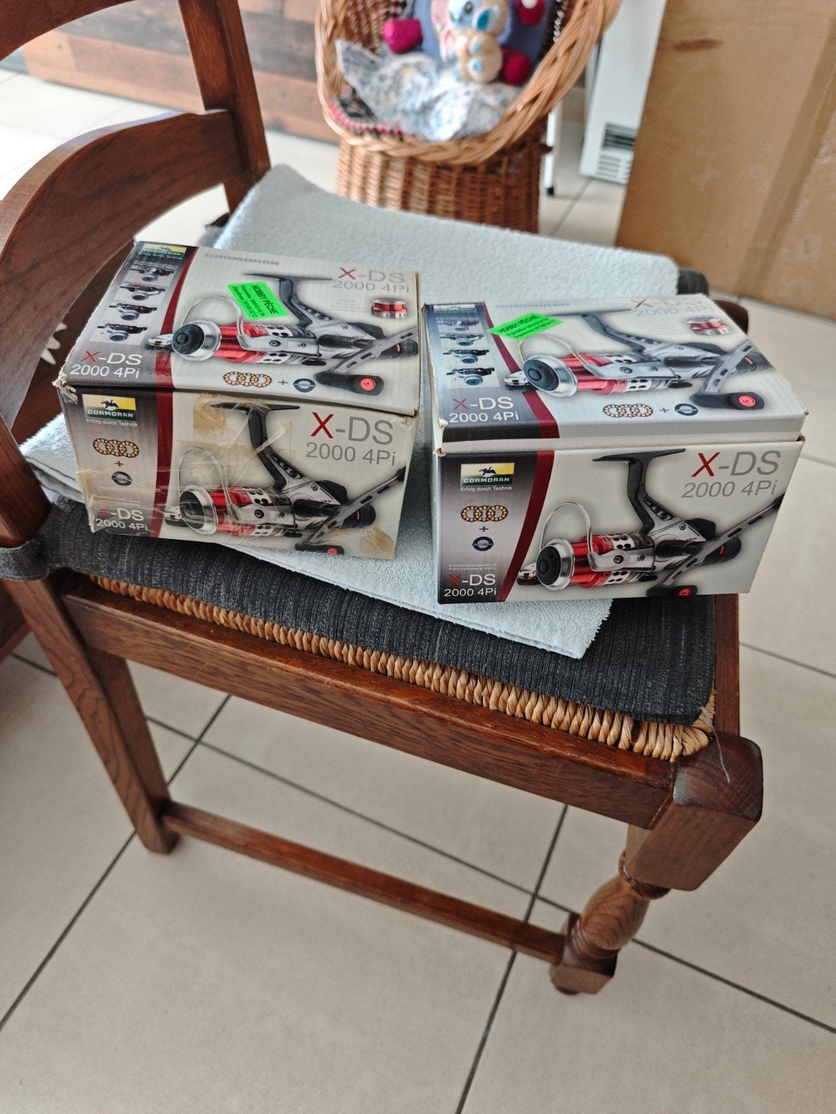 2 Moulinet Daiwa X-D/S 2000 4Pi avec bobine supplémentaire, Enlèvement ou Envoi, Moulinet