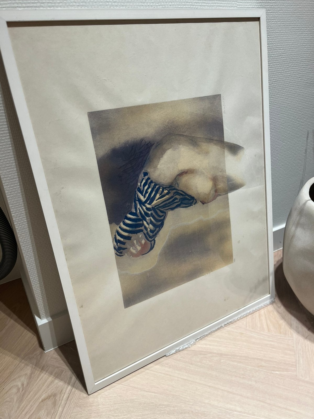 Ingekaderd kunstwerk – vrouwelijk naakt, Achter glas, Portret of Personen, Ophalen of Verzenden, Tekening