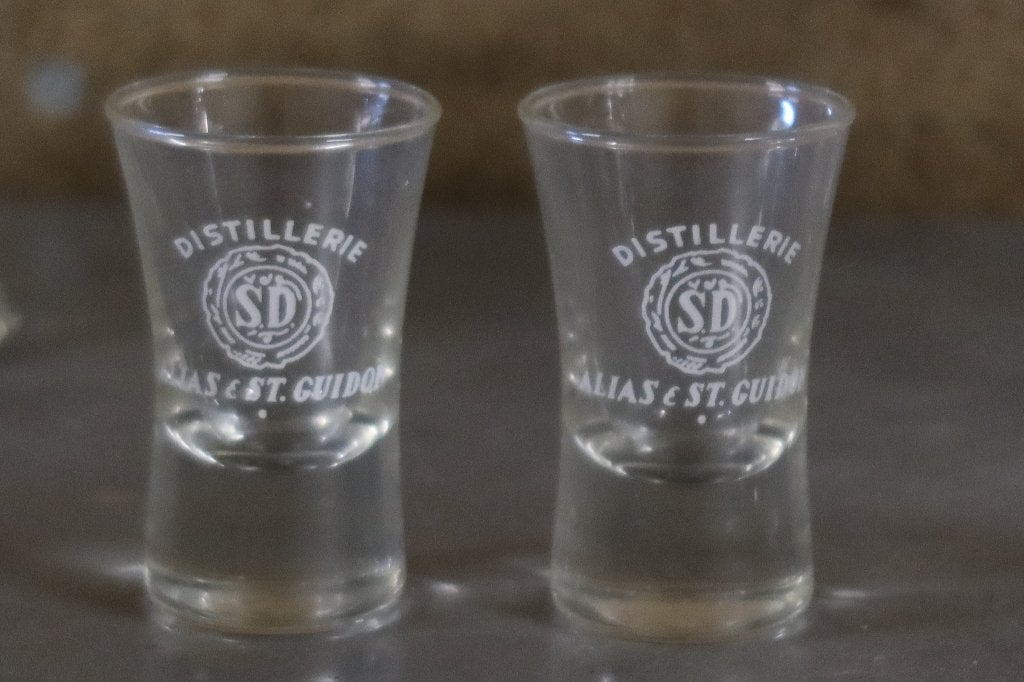 2 borrelglaasjes Distillerie Alias St. Guidon - Anderlecht, Enlèvement