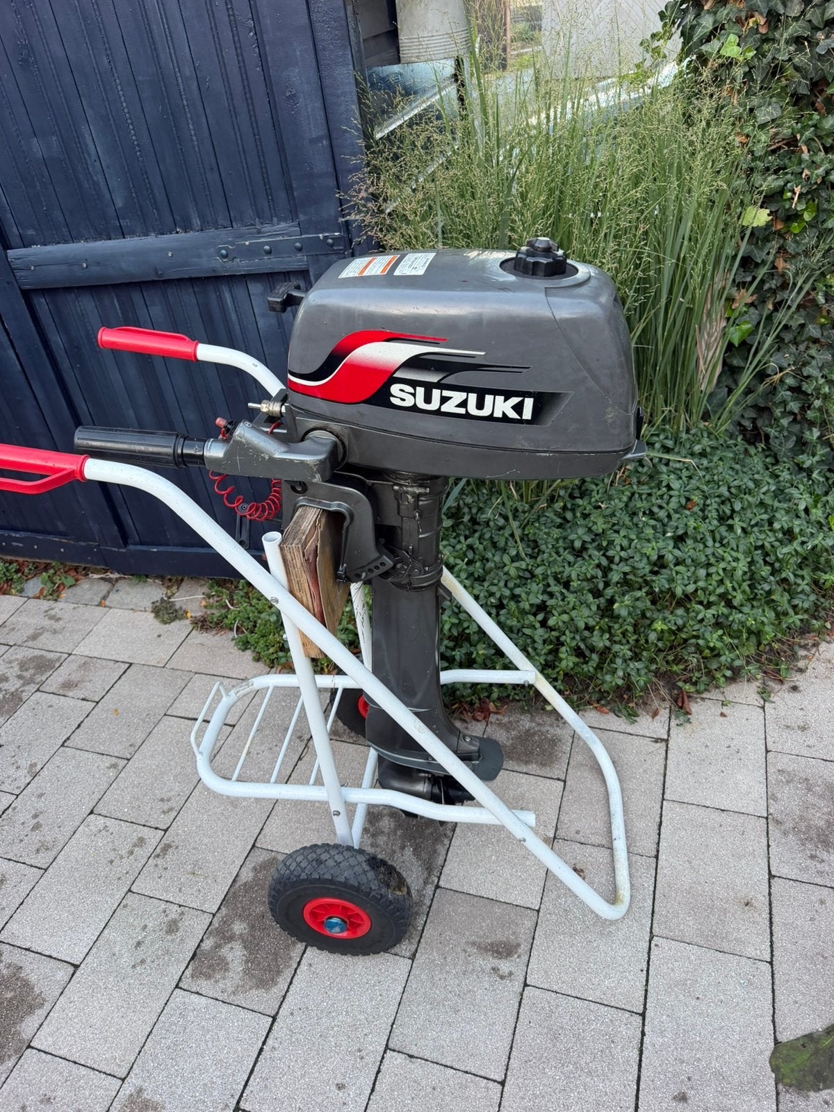 Suzuki 4 ch 2 temps, Enlèvement, Utilisé, Moteur hors-bord, Moins de 5 ch