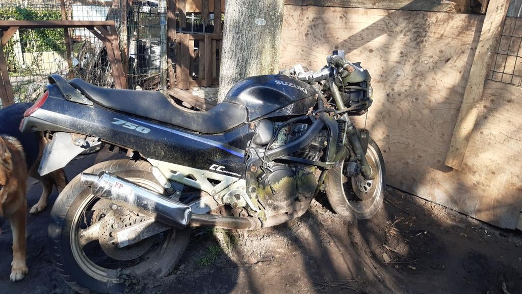 Suzuki gsxf 750 1992, Bedrijf