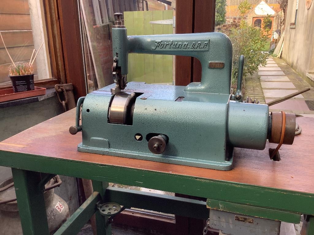 schalmmachine fortuna, Hobby en Vrije tijd, Naaimachines en Toebehoren, Ophalen, Gebruikt, Industrieel