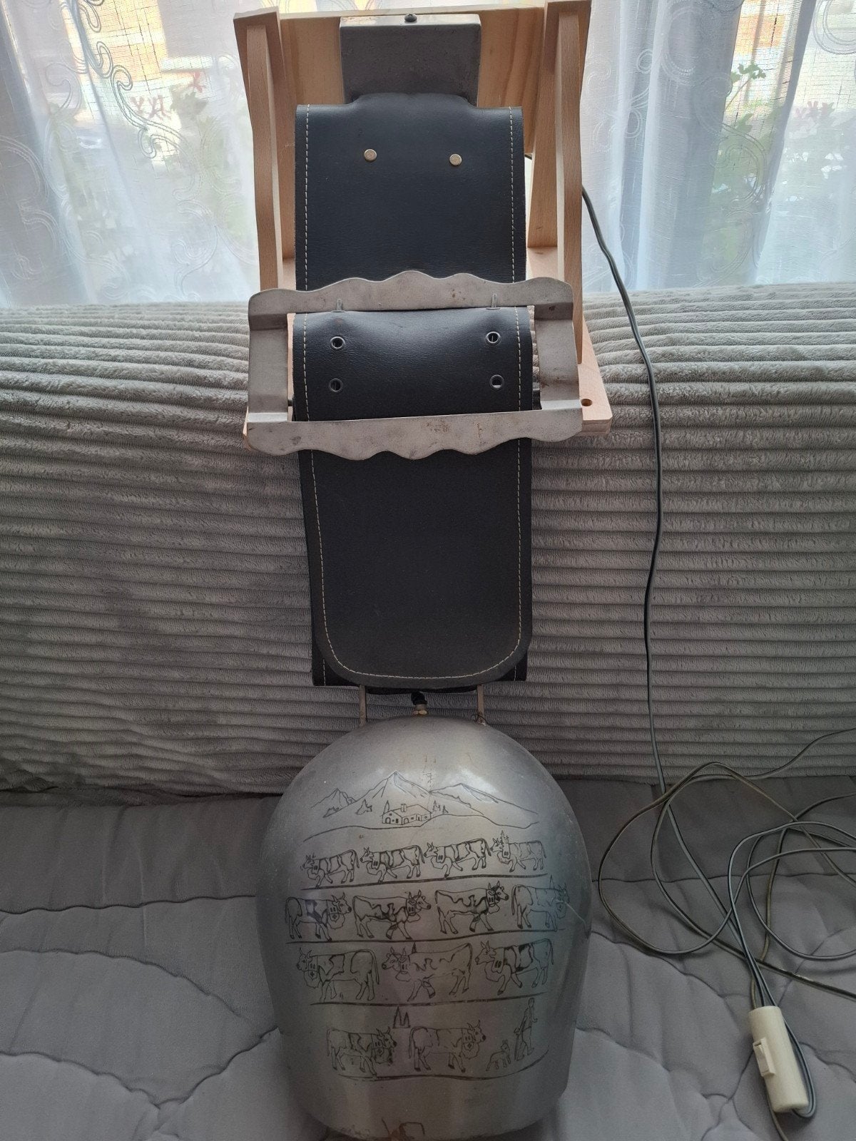 Poya Bell wandlamp — Les Sculpteurs du Lac, Zwart, Hout, Hanglamp