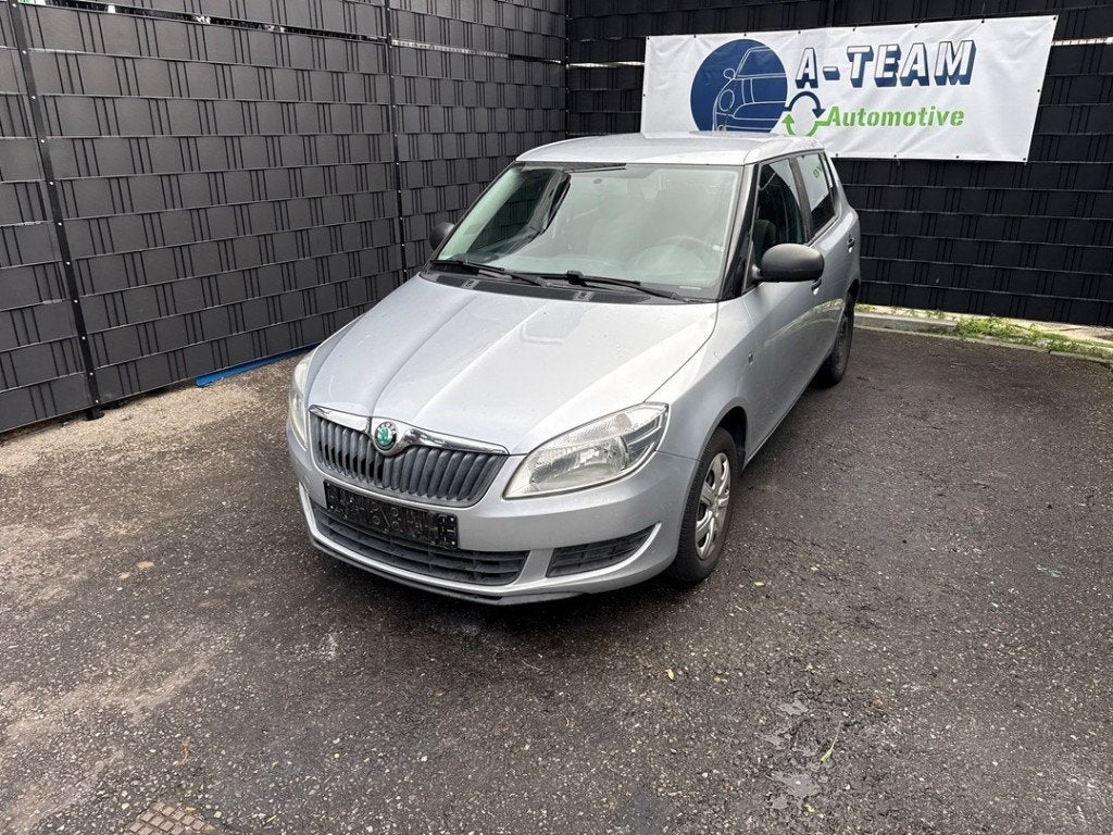 BUMPER VOOR Skoda Fabia II (5J) (|5J0807221D|), Gebruikt, Voor, Info@skoda-auto.de, Skoda