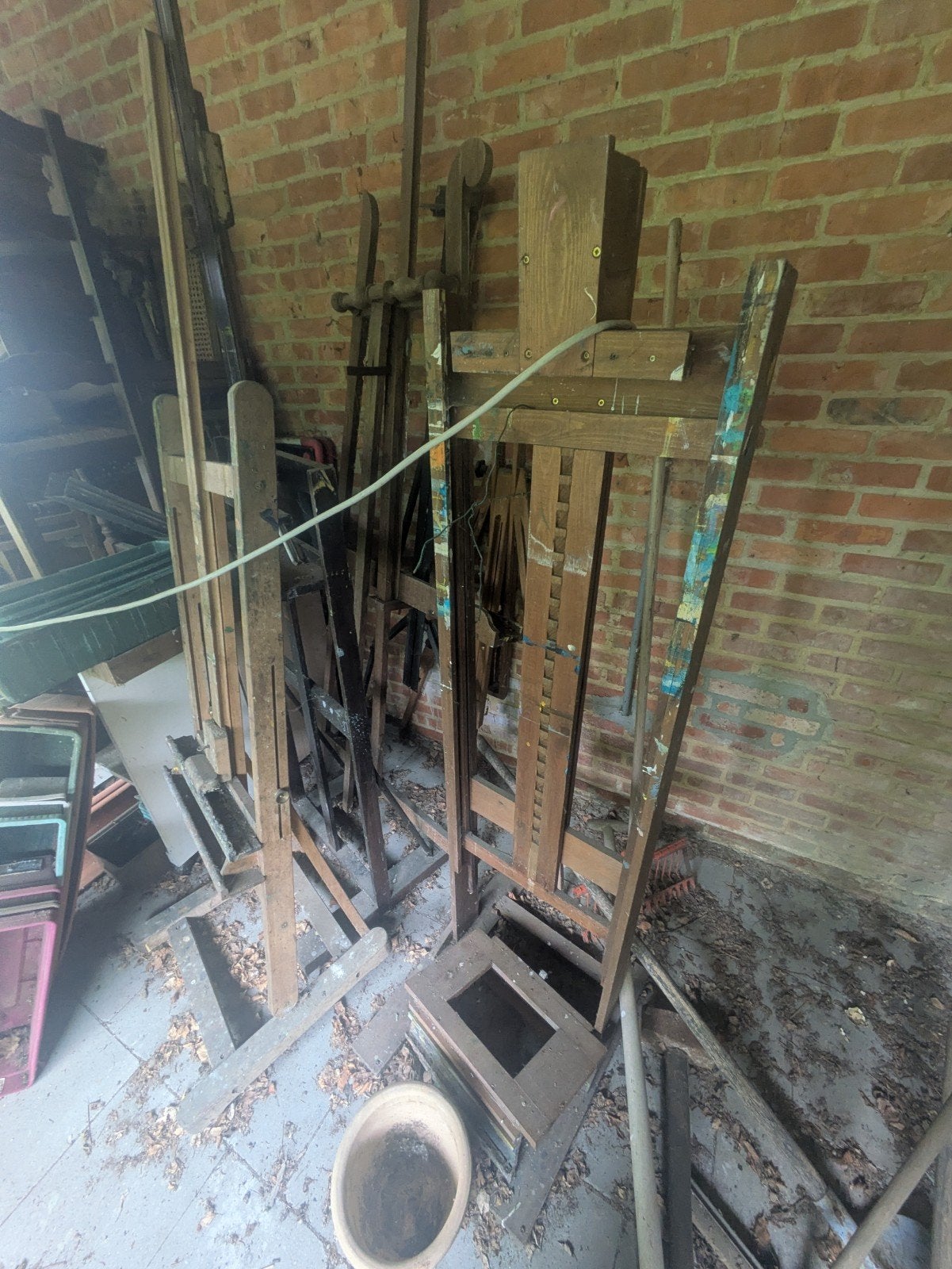 Oude schilders ezels groot en klein, Ophalen