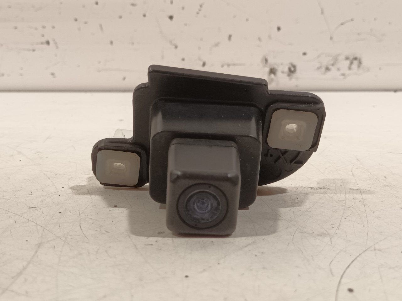 Camera achter Toyota Yaris, Auto-onderdelen, Onderdelen@venauto.nl, Van der Ven Autorecycling B.V., Gebruikt, Ettenseweg 76, 4706 PB Roosendaal, The Netherlands