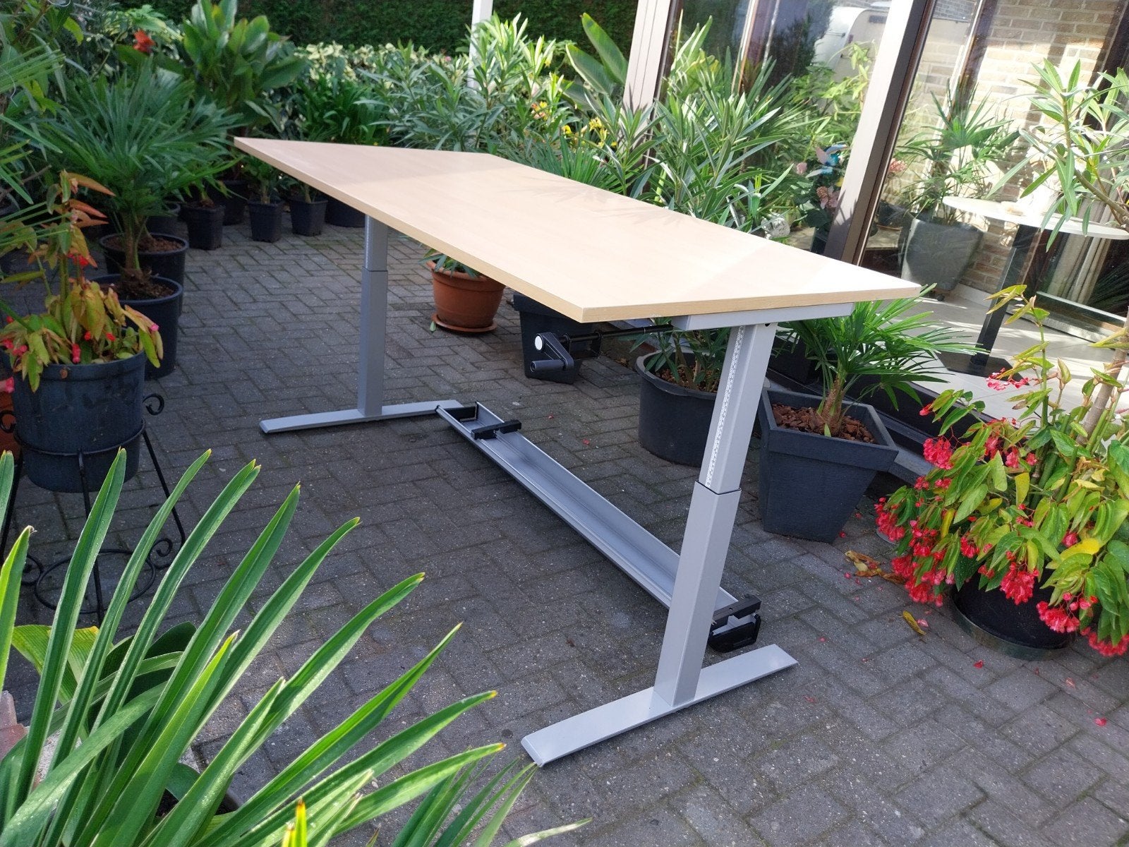 Steelcase bureaus, Ophalen