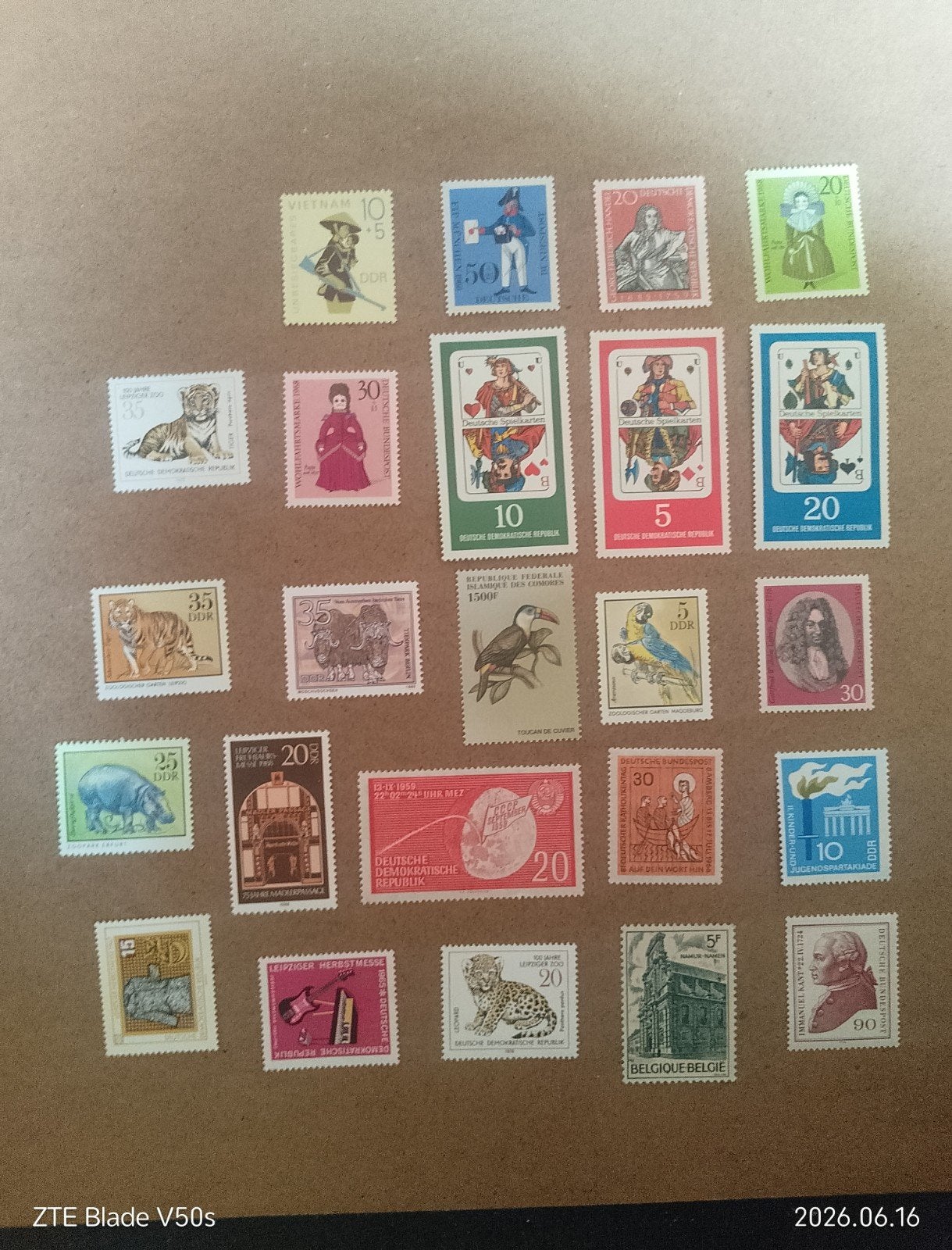 +-280 Timbres-poste historiques divers, Enlèvement ou Envoi