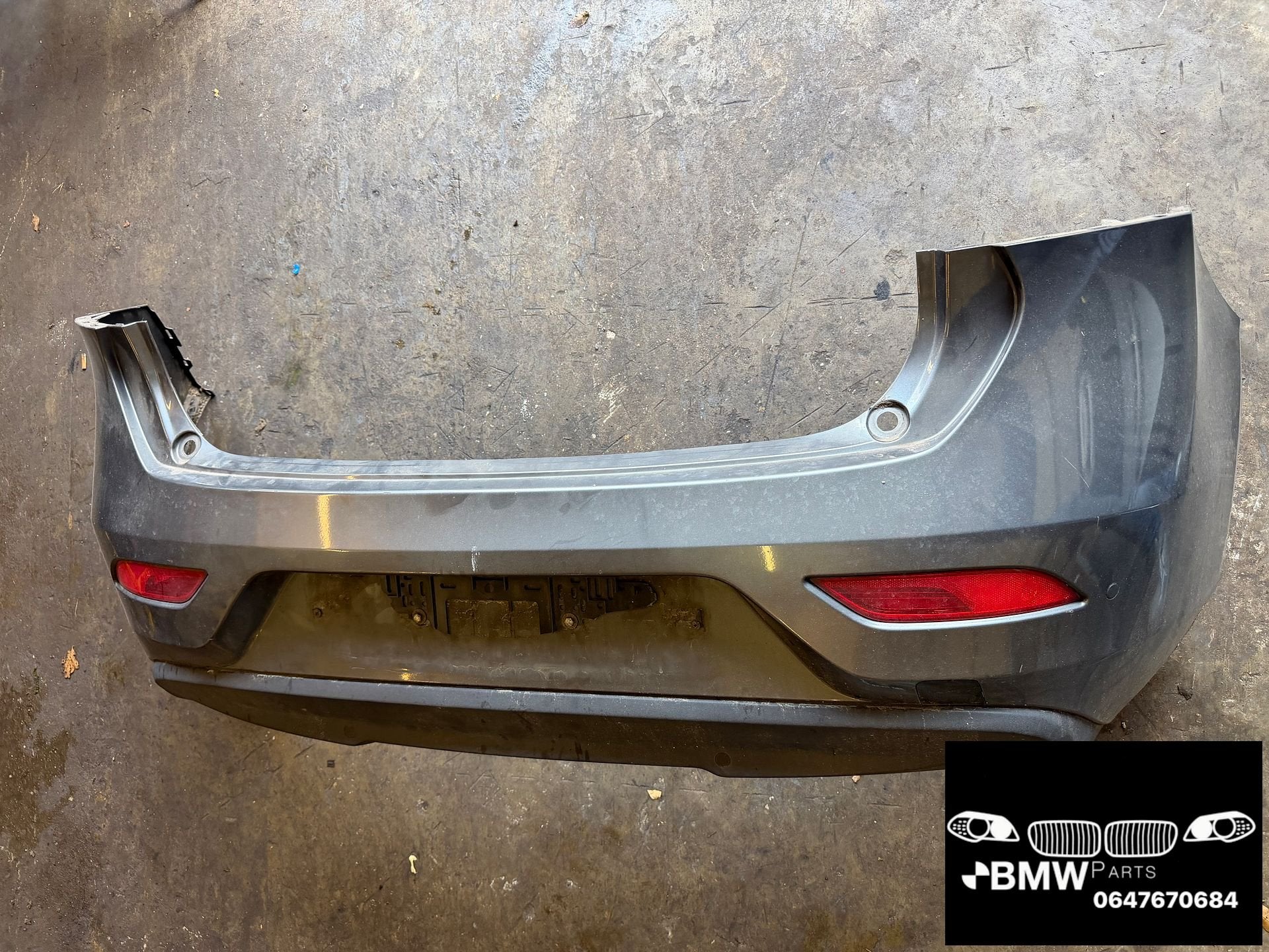 Achterbumper Volvo V40 2012 - 2019 grijs, Gebruikt, -, Ophalen of Verzenden, Volvo