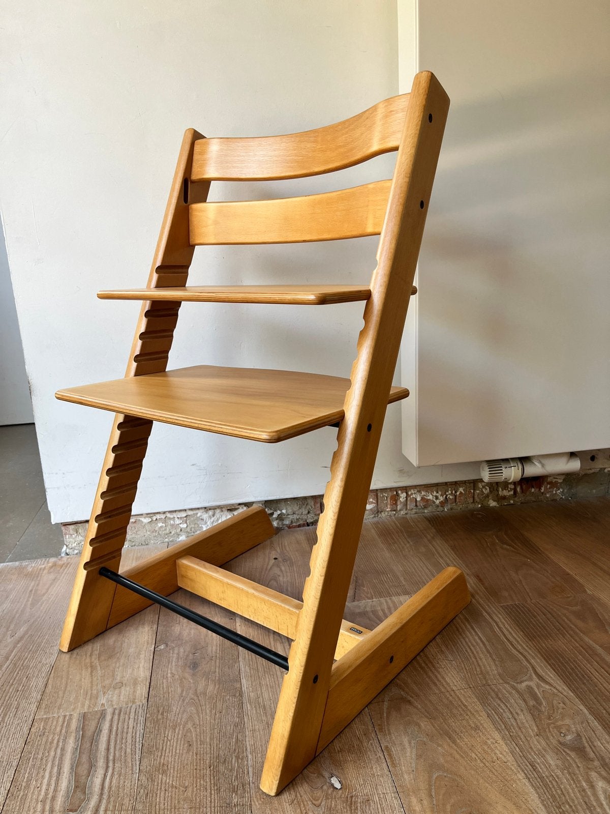 Tripp Trapp meegroeistoel beuk, Kinderen en Baby's, Kinderstoelen, Ophalen, Zo goed als nieuw, Meegroeistoel, Aanschuifbaar