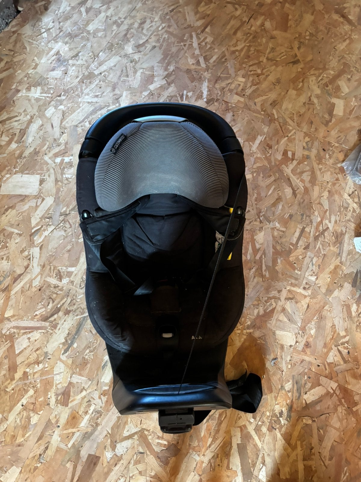 Siège auto Maxi-Cosi AxissFix (Isofix & Pivotant 360), Enfants & Bébés, 0 à 18 kg, Dossier réglable, Enlèvement, Utilisé