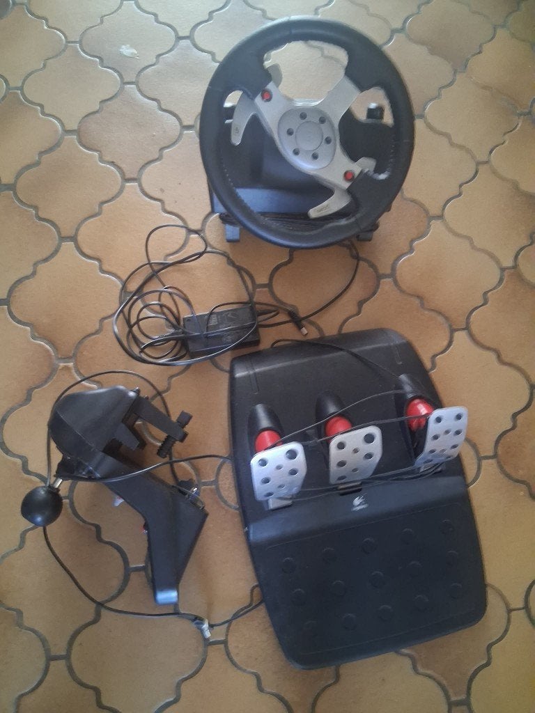 game stuur logitech g25, Computers en Software, Ophalen