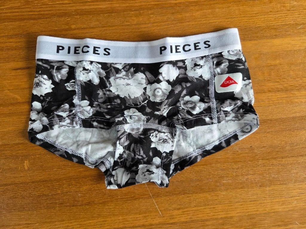 Pieces boxer dames - maat XS - Nog nieuw!, Pieces, Ophalen, Zwart, Slip