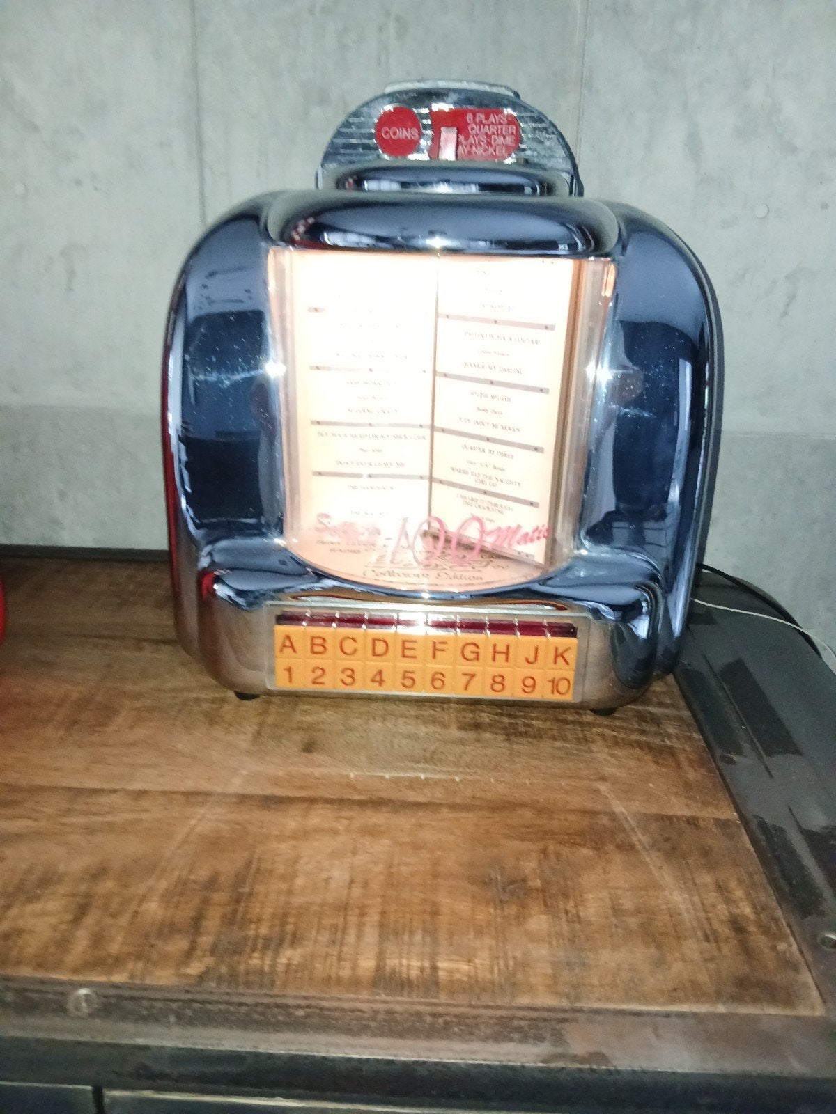 Réplique Vintage  Select-O-Matic 100 Jukebox radio am/fm, Ophalen