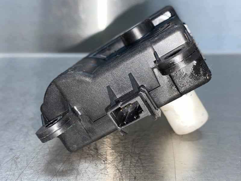 KACHELSTELMOTOR Nissan Qashqai (J10) (|A24842A77722001|), Auto-onderdelen, Airco en Verwarming, Nissan, Gebruikt
