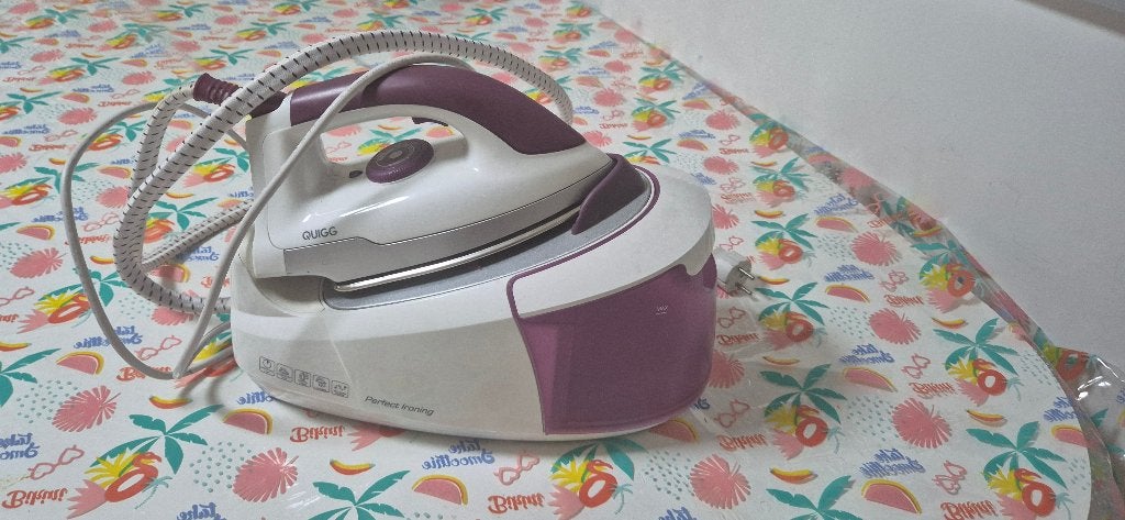 Fer à repasser, Elektronische apparatuur, Strijkijzers en Strijkplanken, Ophalen, Gebruikt, Strijkijzer met snoer
