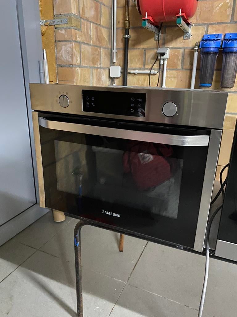 Samsung microgolf 900w nq50k3130bs, Ophalen, Zo goed als nieuw, Inbouw