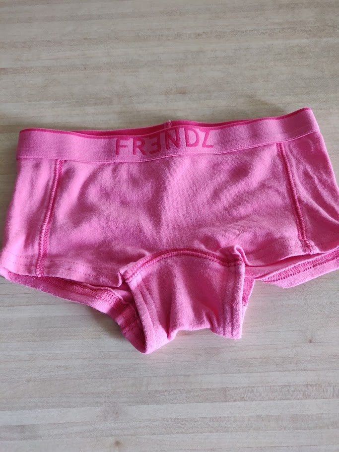Ondergoed, Onderbroekjes voor Meisjes. maat 128., Nacht- of Onderkleding, Meisje, Ophalen of Verzenden, Zo goed als nieuw