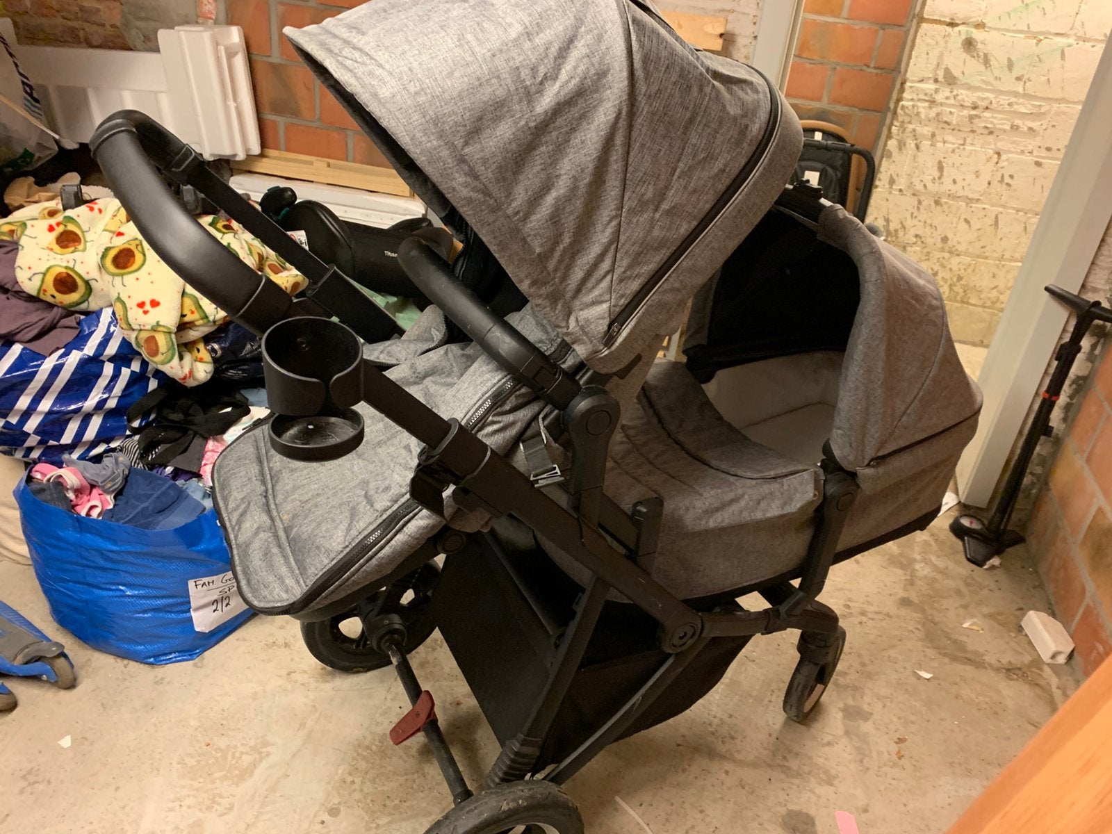Thule sleek duo, Ophalen, Zo goed als nieuw, Regenhoes