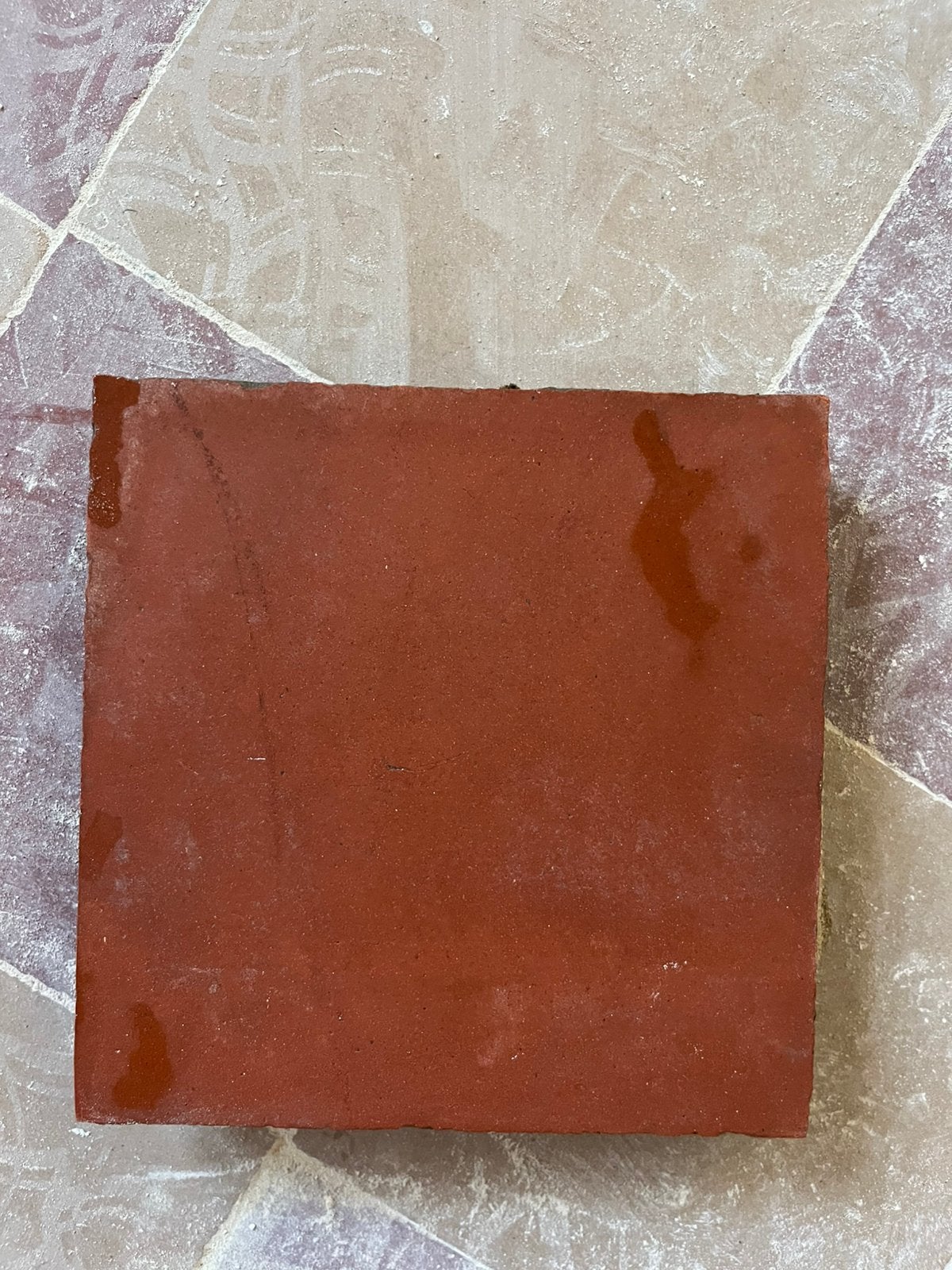 Oude vloer - rood/geel - 16cmx16cm, 15vierkante/meter, Doe-het-zelf en Bouw, Ophalen, Gebruikt, Hardsteen, Minder dan 20 cm