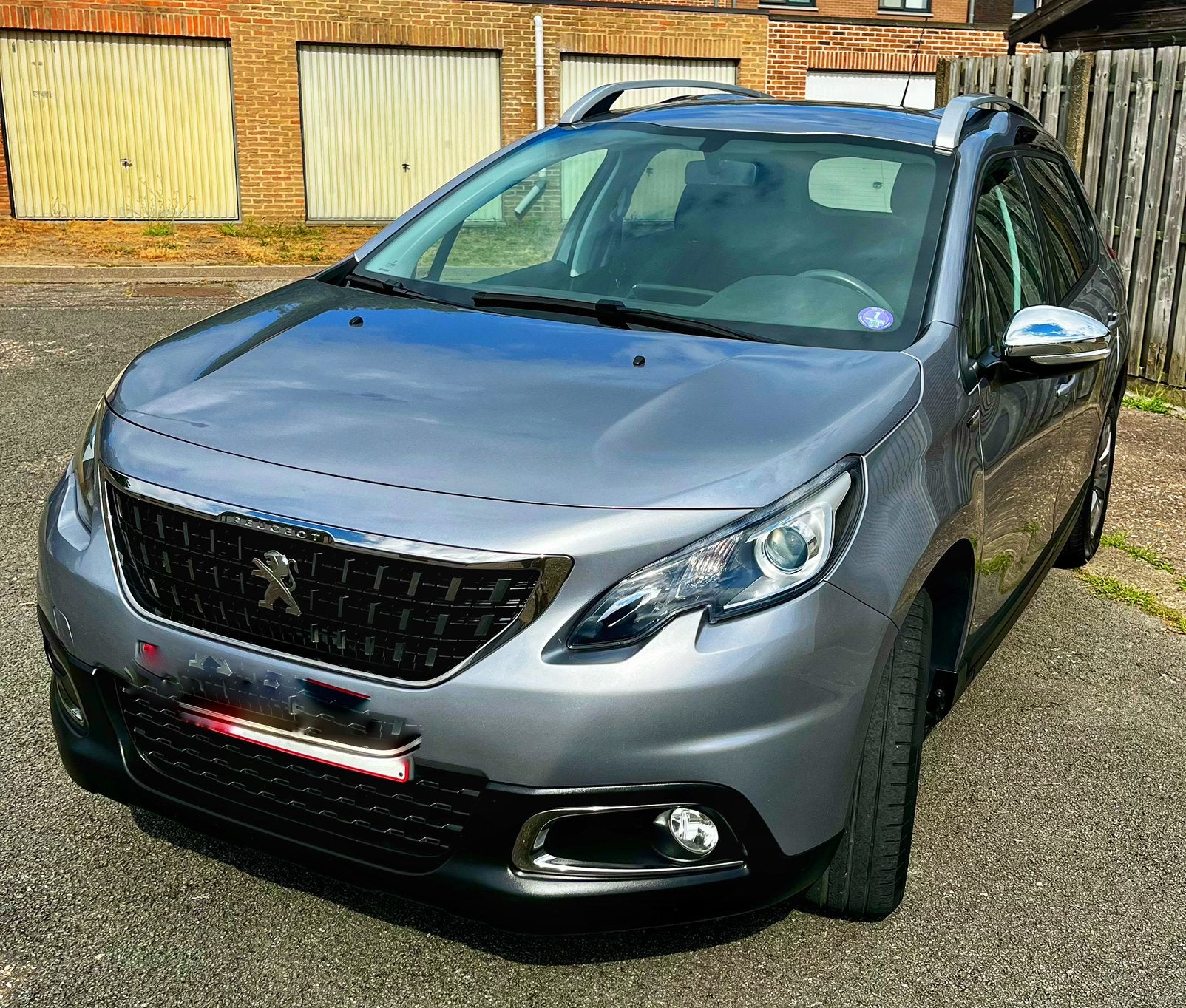 Peugeot 2008 - bj 2017 - 67609 km, Autos, Argent ou Gris, Achat, Euro 6, https://public.car-pass.be/verify/6235-3304-6363