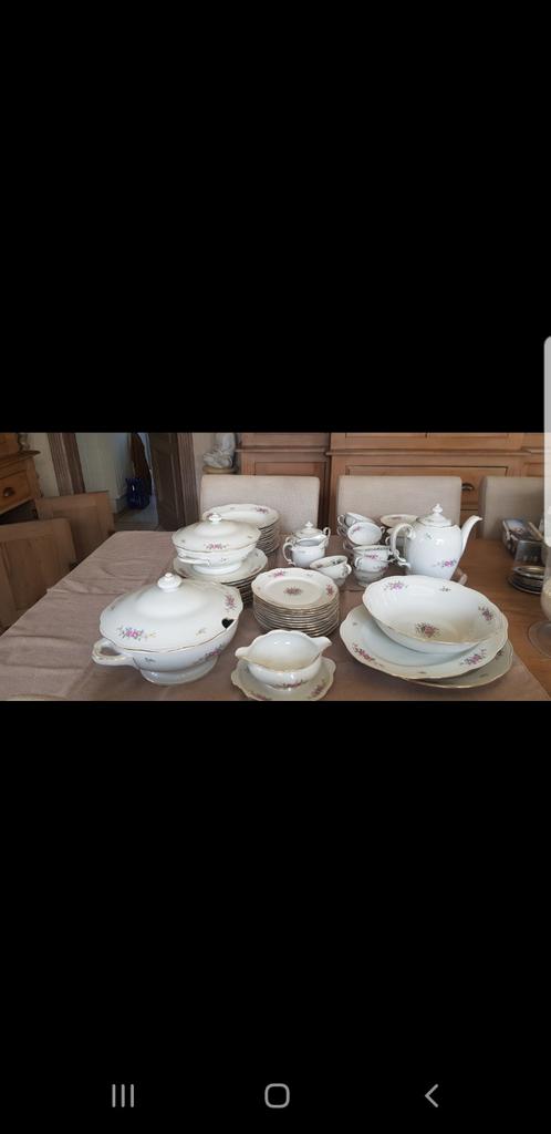 Kpm antiek Pools koffieservies, Enlèvement