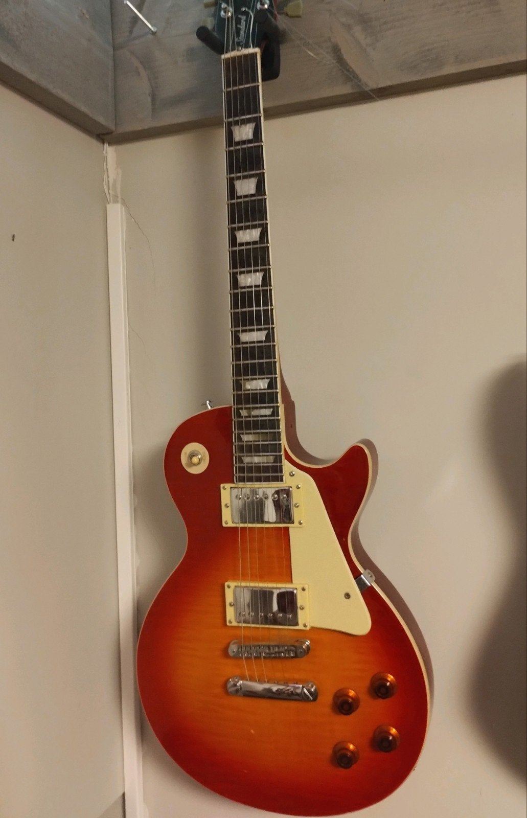 Les Paul Zgan joue et sonne très bien, Musique & Instruments, Instruments à corde | Guitares | Électriques, Enlèvement ou Envoi