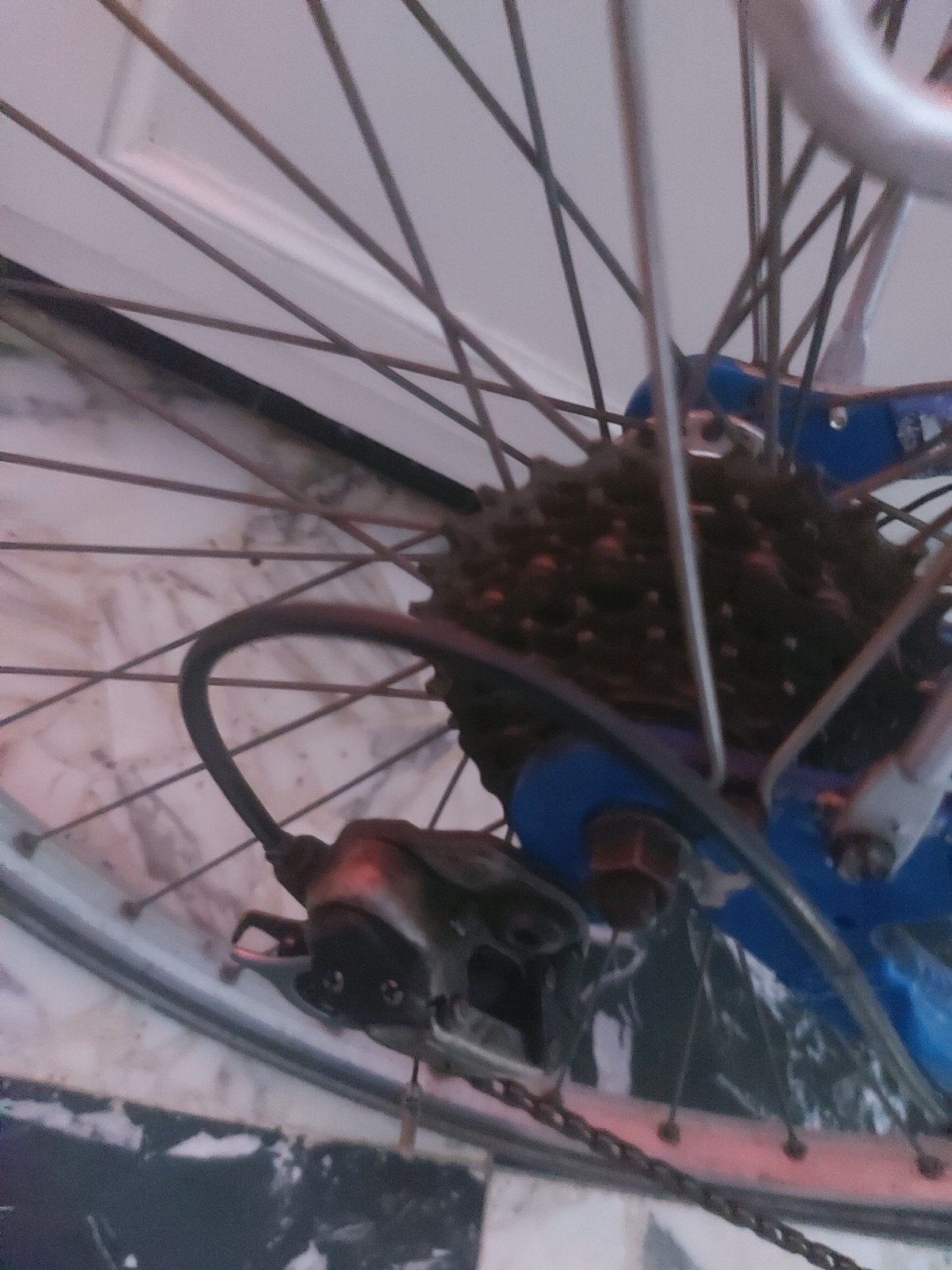 Vélo bleu Shrapnel pour femme., Enlèvement