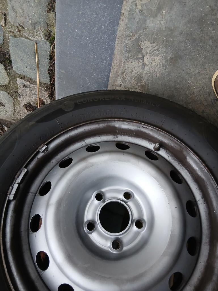 Gezocht wiel, Auto-onderdelen, Ophalen