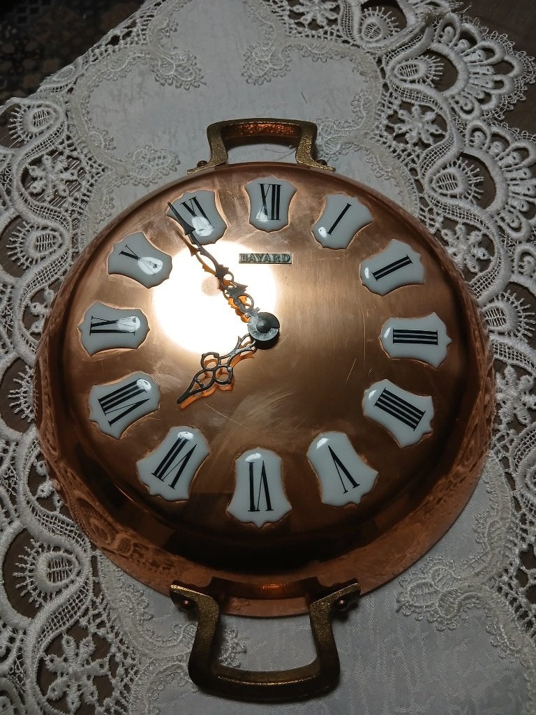 Horloge en cuivre, Ophalen, Koper