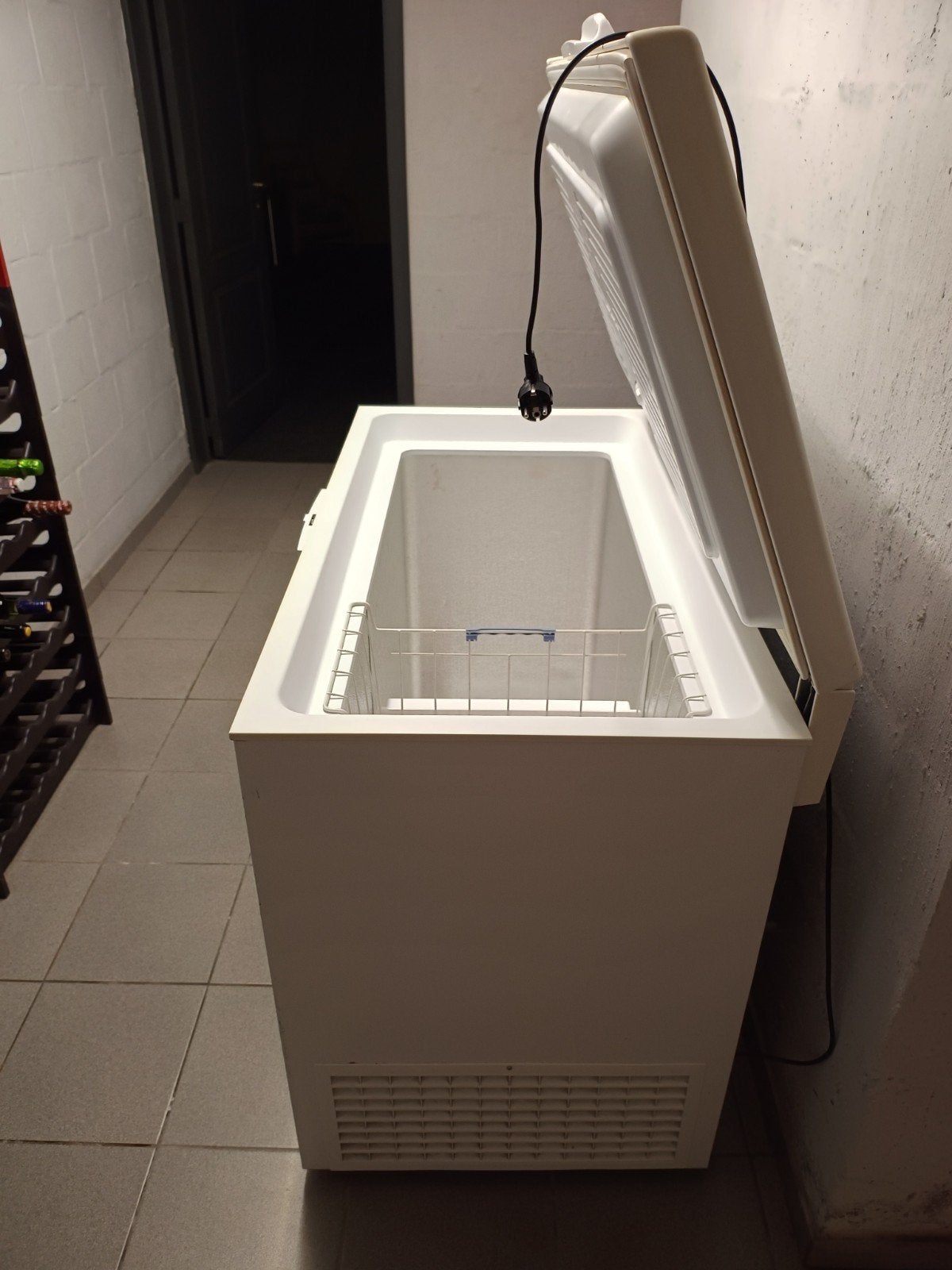 Diepvrieskist Whirlpool 230 L, Ophalen, Gebruikt, Vrijstaand, Vrieskist
