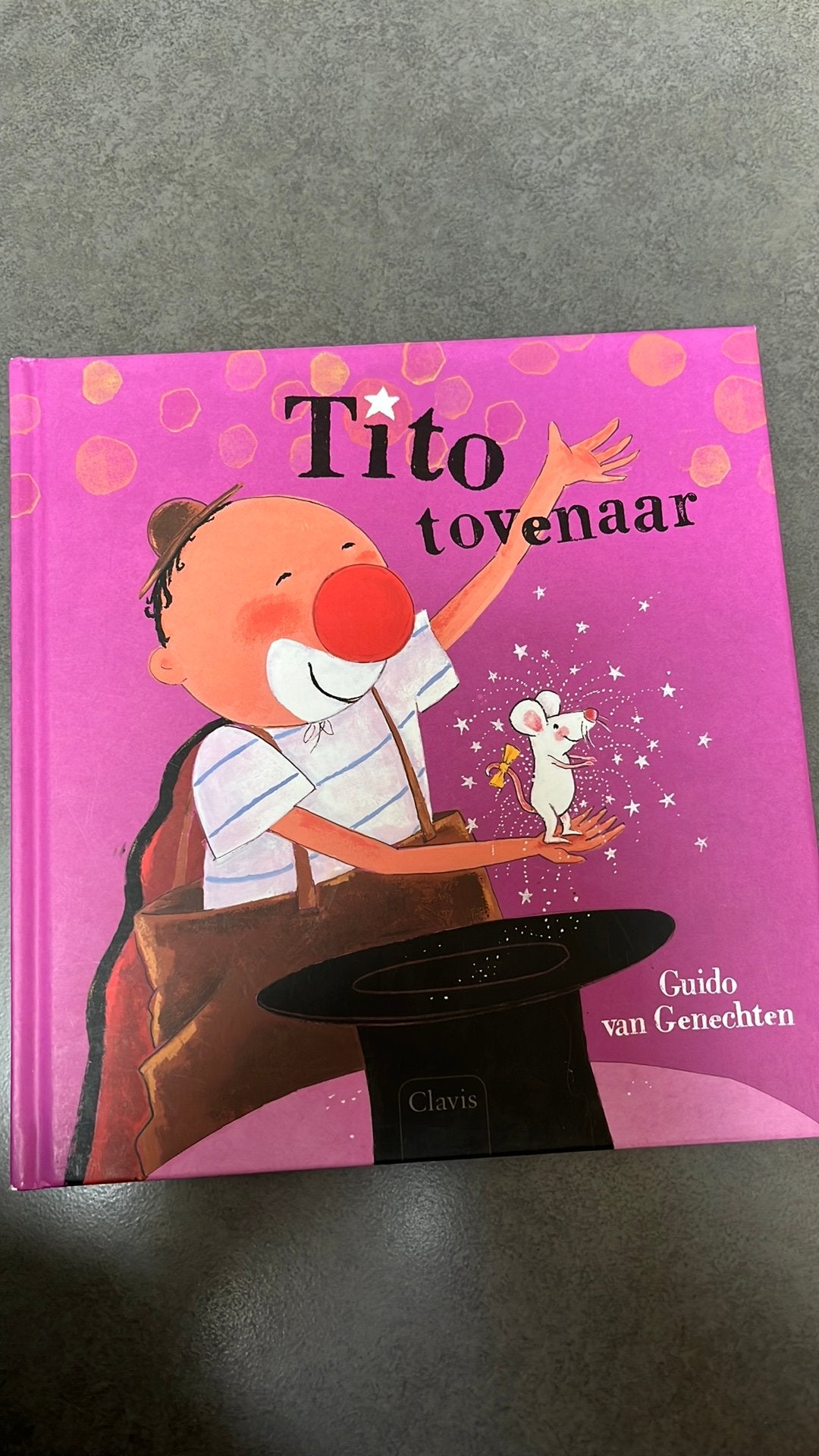 Guido van Genechten - Tito tovenaar, Ophalen, Guido van Genechten