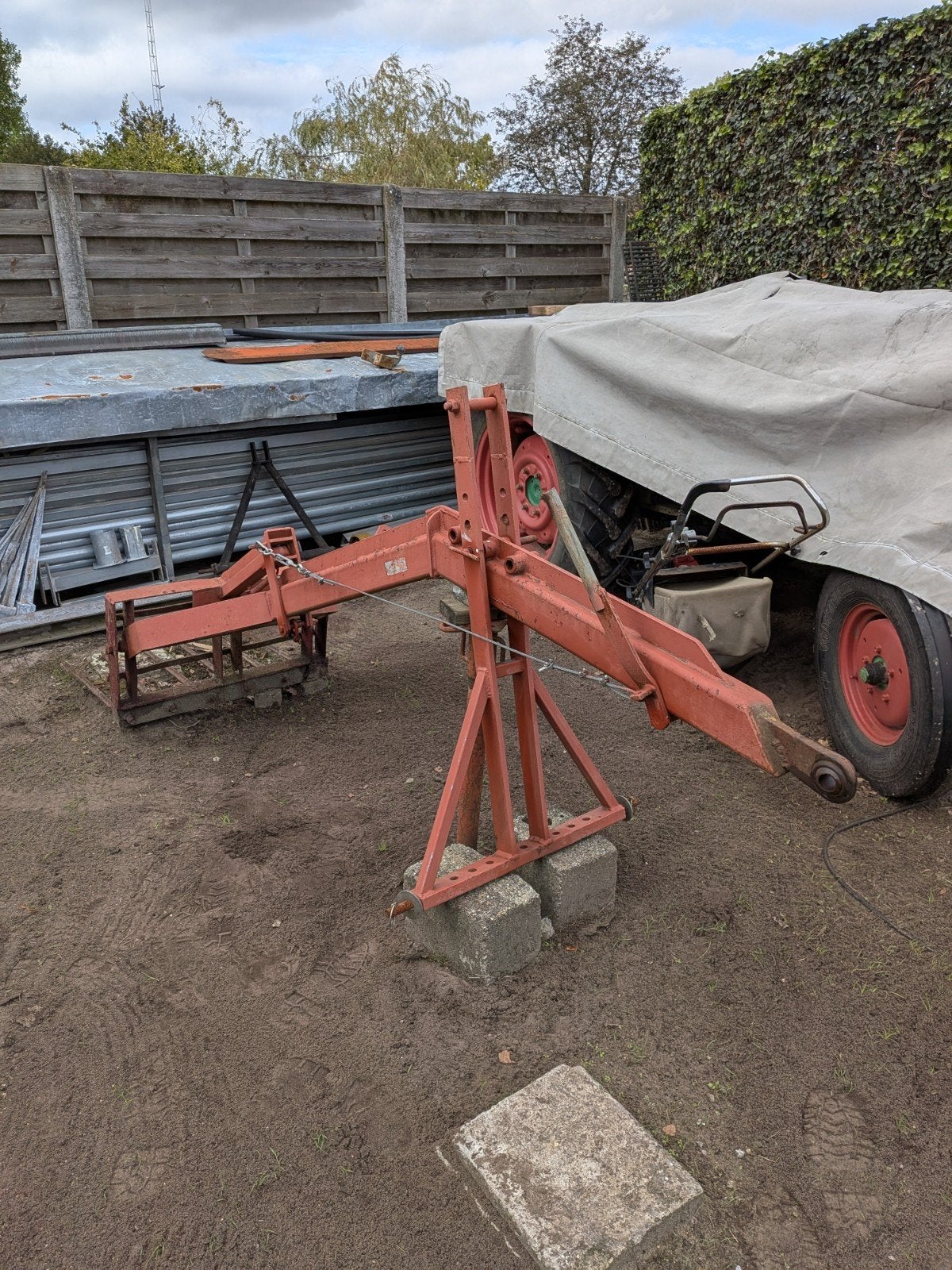 tracteur à chargement arrière, Enlèvement