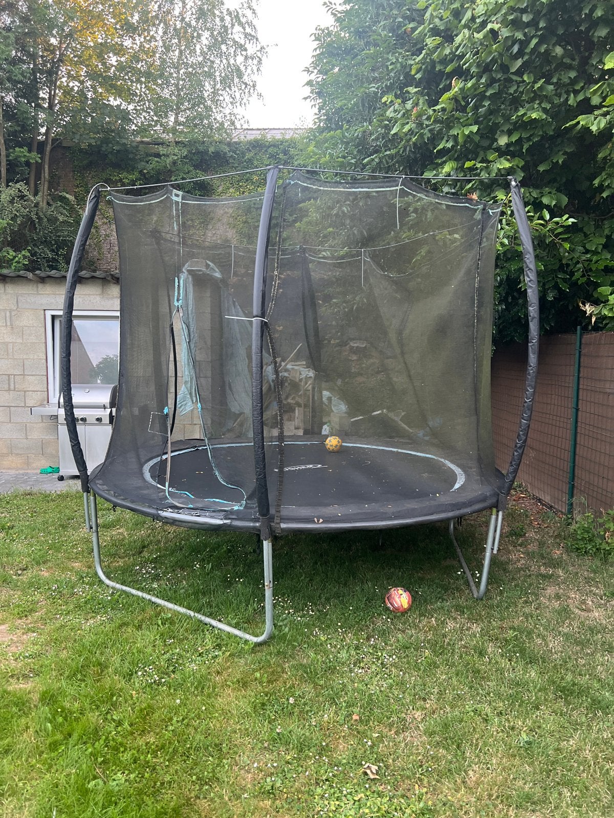 Trampoline, Enfants & Bébés, Jouets | Extérieur | Trampolines, Enlèvement, Utilisé