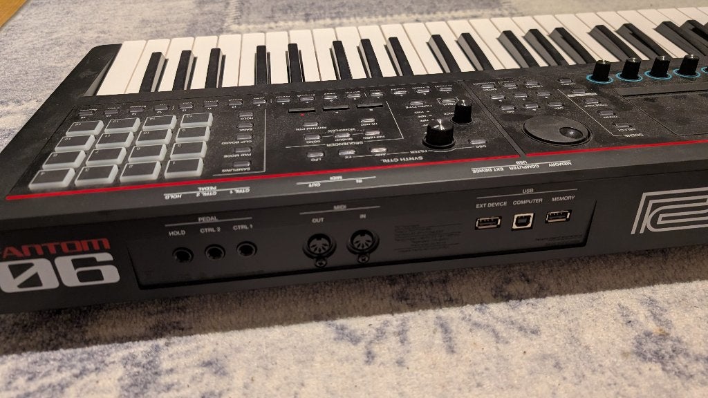 Roland Fantom-06, Musique & Instruments, Enlèvement, Comme neuf, 61 touches, Roland
