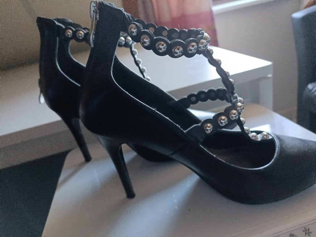 Chaussures dame 38, Envoi, Neuf, Joker(s)